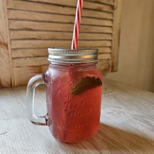 Limonadas gervuogių skonio